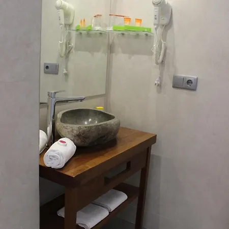 马克福特精华全包式旅馆-限成人 公寓式酒店 4*