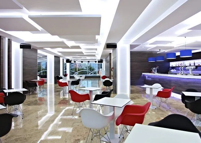 Flamingo - Adults Recommended 4*