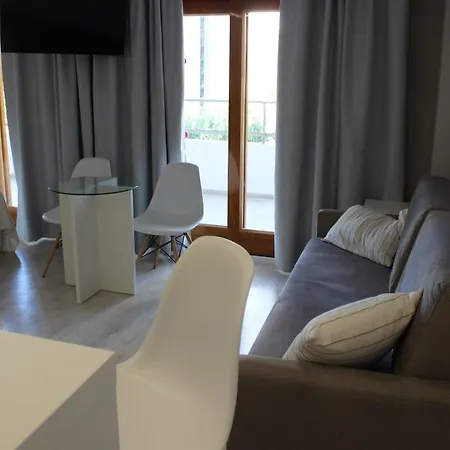 Flamingo - Adults Recommended 公寓式酒店