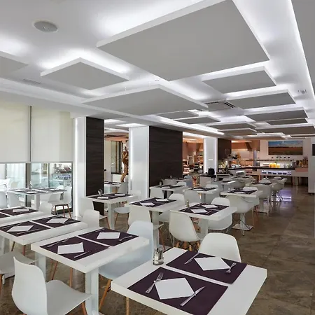 Flamingo - Adults Recommended 4*